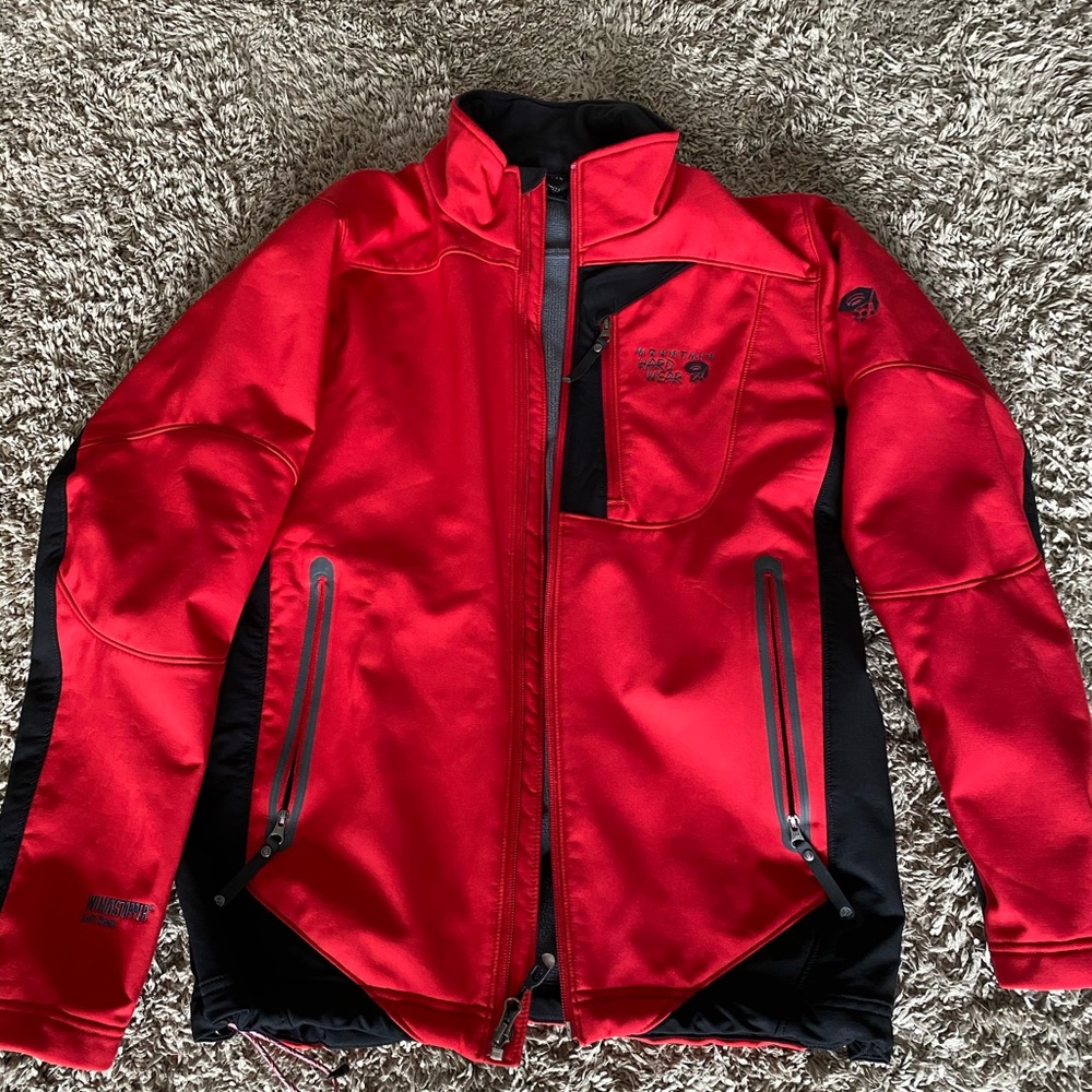 Mountain hard wear jacket